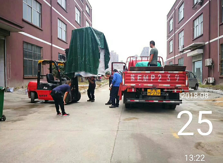 自动<a href='//www.weimalaizhaozan.com' target='_blank'><u>去毛刺机</u></a>